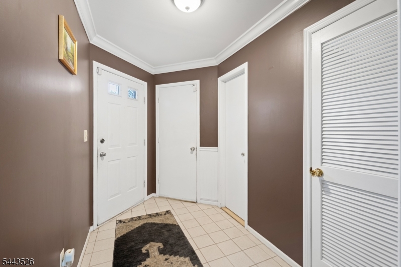 3 Sandpiper Drive Sayreville NJ 08859
