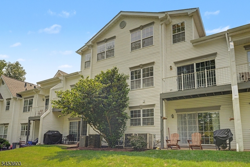 7 Caroline Foster Court Morris NJ 07960