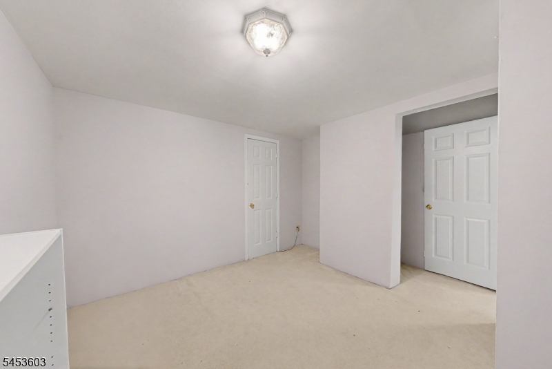 7 Caroline Foster Court Morris NJ 07960