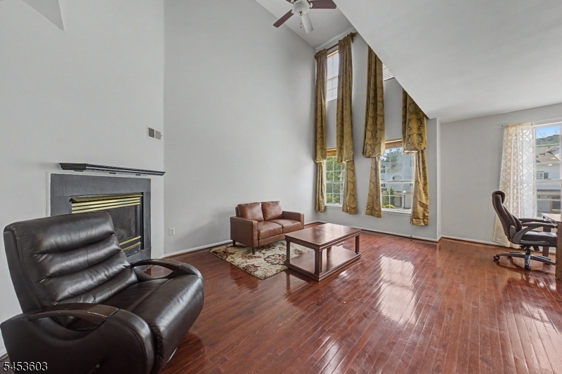 7 Caroline Foster Court Morris NJ 07960