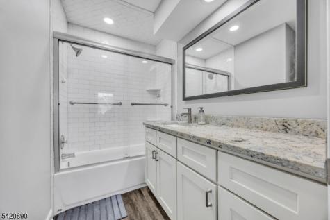 166 Aster Court Readington NJ 08889