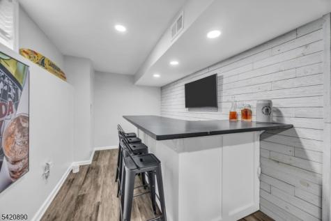 166 Aster Court Readington NJ 08889