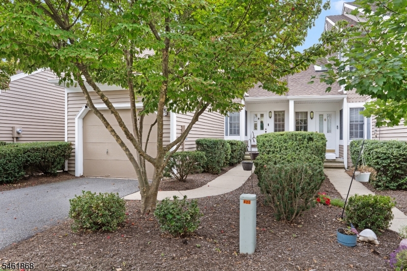 16 Stone Edge Road Bedminster NJ 07921