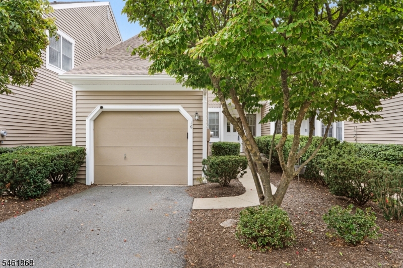 16 Stone Edge Road Bedminster NJ 07921