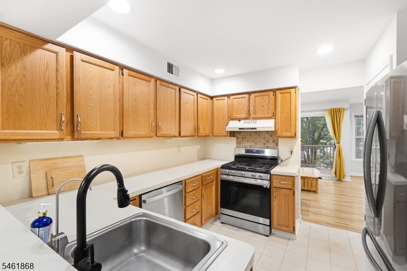 16 Stone Edge Road Bedminster NJ 07921