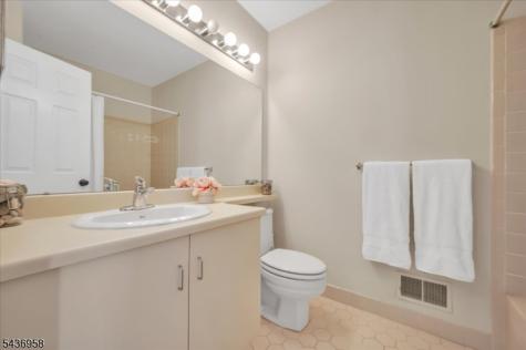 4707 Patterson Street Bridgewater NJ 08807