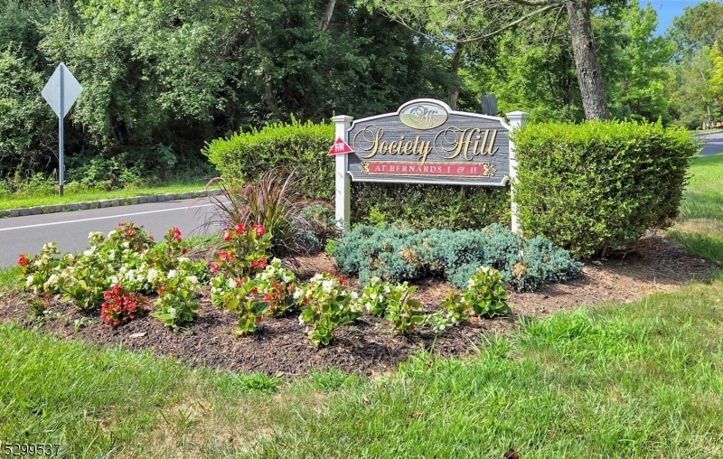 341 Penns Way Bernards NJ 07920