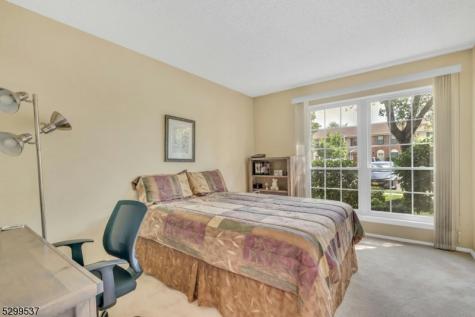 341 Penns Way Bernards NJ 07920