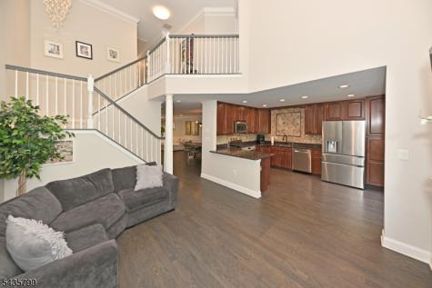 32 Rosewood Court North Haledon NJ 07508