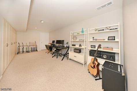 32 Rosewood Court North Haledon NJ 07508