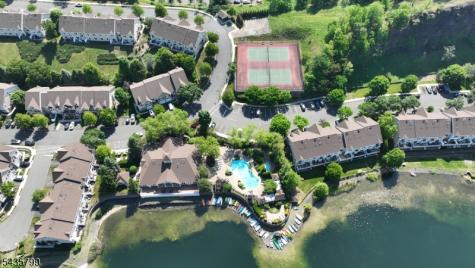 32 Rosewood Court North Haledon NJ 07508