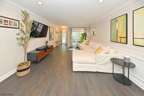 32 Rosewood Court North Haledon NJ 07508