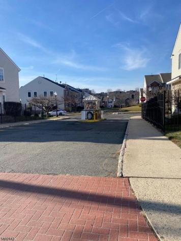 268 W Kinney Street Newark NJ 07103