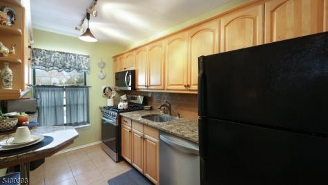 58 Sandra Circle Westfield NJ 07090