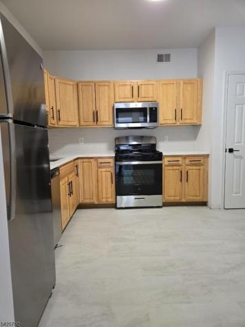 37 Forest Drive Piscataway NJ 08854