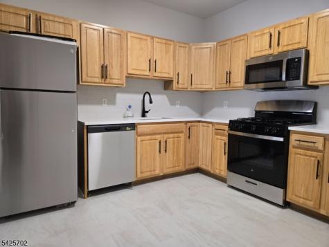 37 Forest Drive Piscataway NJ 08854