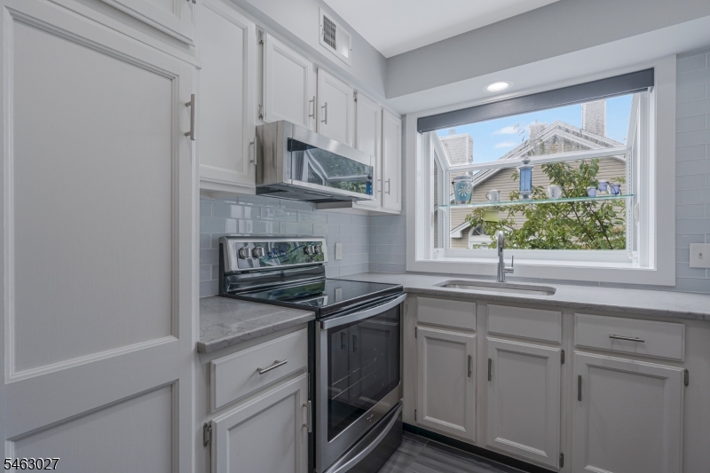 90 Birchwood Road Bedminster NJ 07921