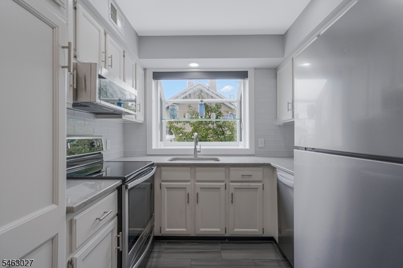 90 Birchwood Road Bedminster NJ 07921