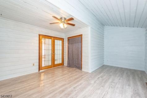 131 Mcpeek Road Andover NJ 07848