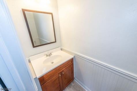 131 Mcpeek Road Andover NJ 07848