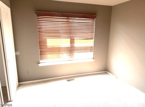 17 Millie Lane East Hanover NJ 07936