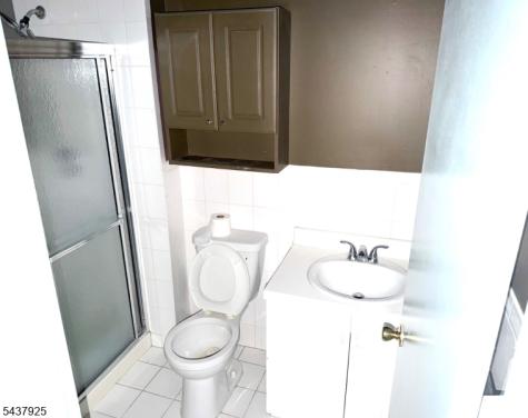 17 Millie Lane East Hanover NJ 07936