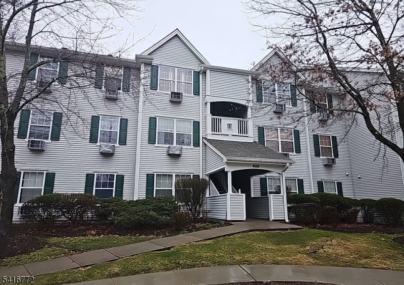 107 Chatfield Drive Pequannock NJ 07444