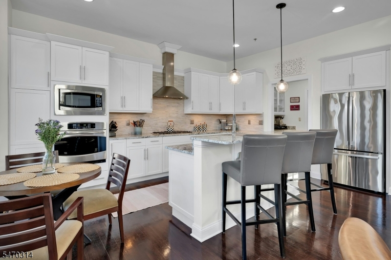 18 Howland Terrace Morris NJ 07960