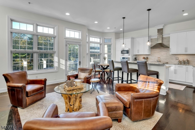 18 Howland Terrace Morris NJ 07960