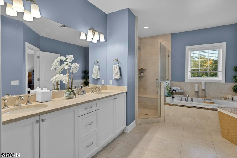 18 Howland Terrace Morris NJ 07960