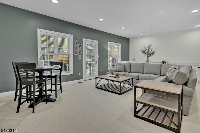 18 Howland Terrace Morris NJ 07960