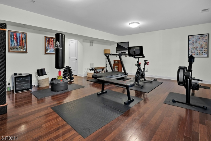 18 Howland Terrace Morris NJ 07960