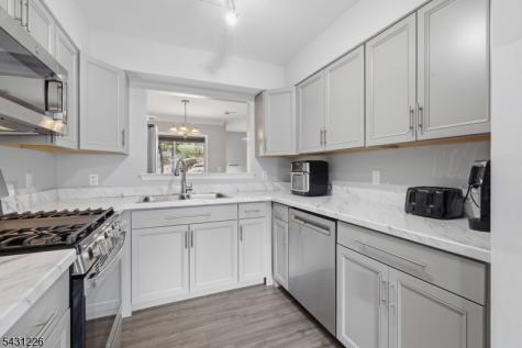 64 Cambridge Oxford NJ 07863
