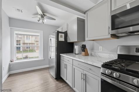64 Cambridge Oxford NJ 07863