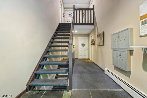 18 B Foxwood Dr Unit B Morris Plains NJ 07950