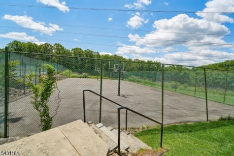 18 B Foxwood Dr Unit B Morris Plains NJ 07950
