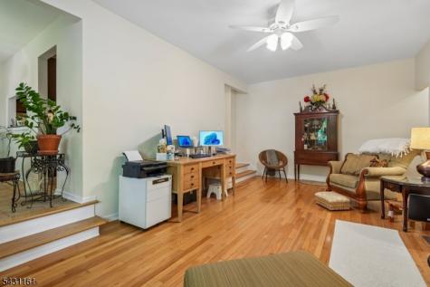 18 B Foxwood Dr Unit B Morris Plains NJ 07950