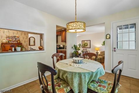 18 B Foxwood Dr Unit B Morris Plains NJ 07950