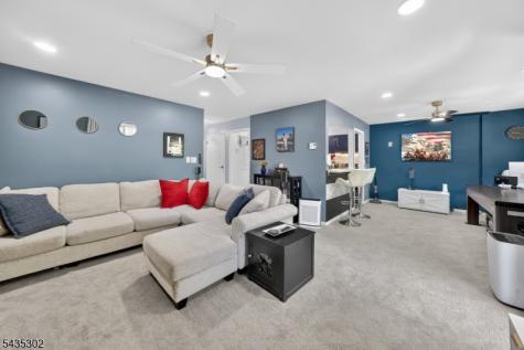 808 Eves Drive Hillsborough NJ 08844