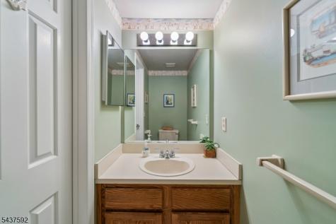 8 Gelsey Lane Bernards NJ 07920