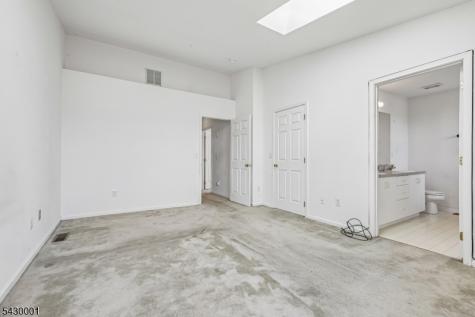 2501 Vantage Court Denville NJ 07834