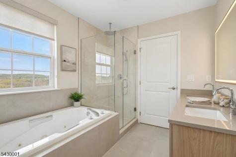 2501 Vantage Court Denville NJ 07834