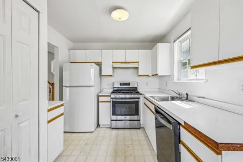2501 Vantage Court Denville NJ 07834