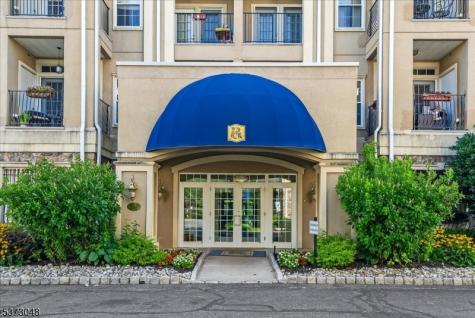 8205 Harcourt Road Clifton NJ 07013