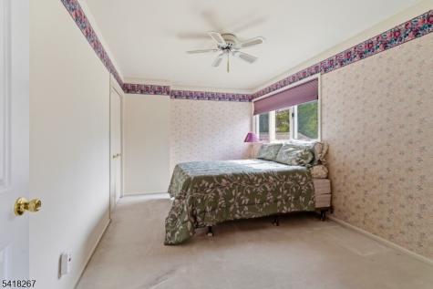 25 Stone Row Lane Jefferson NJ 07438
