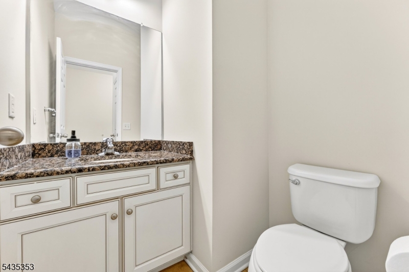 84 Autumn Lane Montgomery NJ 08558