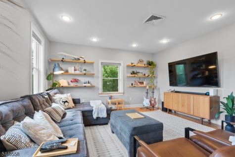 129 Claremont Avenue Montclair NJ 07042