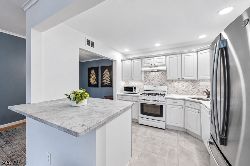 89 Woodward Lane Bernards NJ 07920