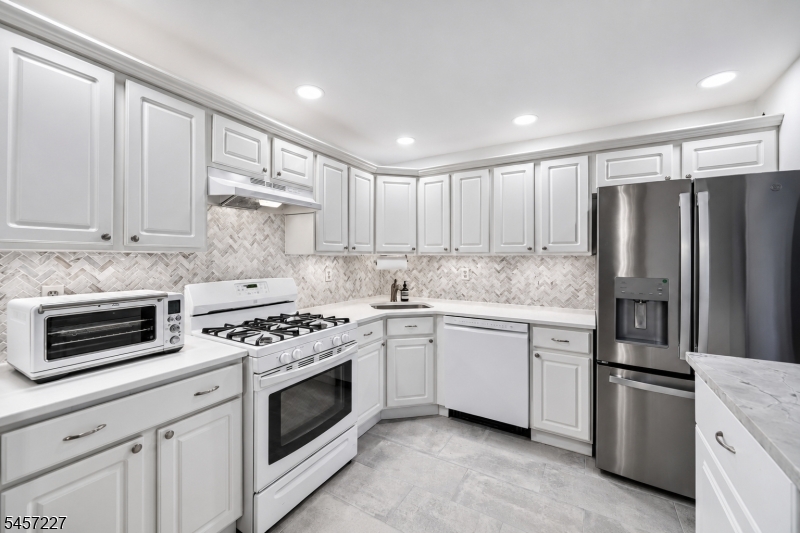 89 Woodward Lane Bernards NJ 07920