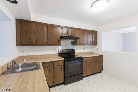 121 W End Avenue Newton NJ 07860